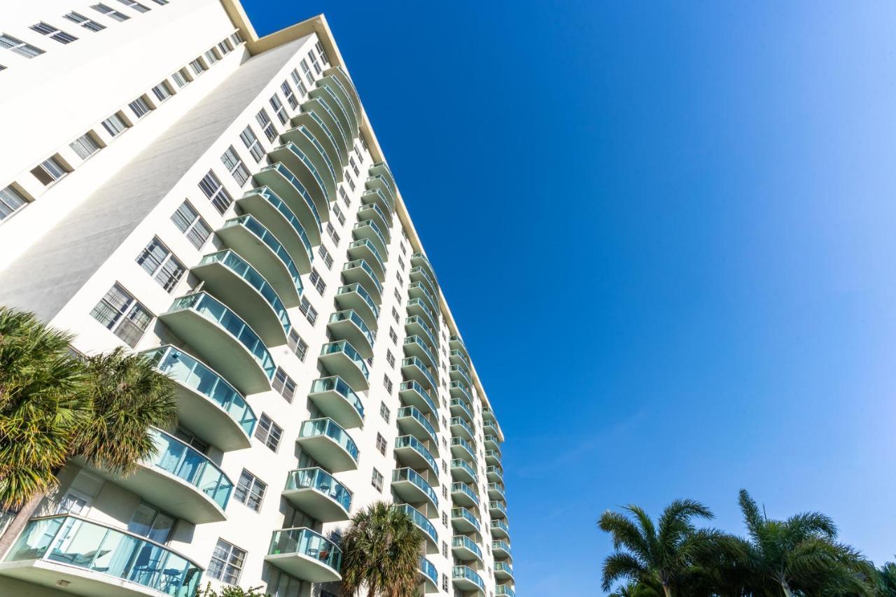 Sunny Isles Ocean Reserve Superb Condo Apartments Санні-Айлс-Біч Екстер'єр фото